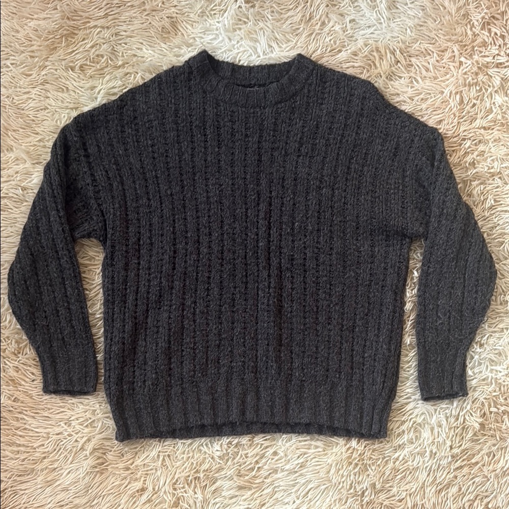 American Eagle Women’s Charcoal Sweater - M